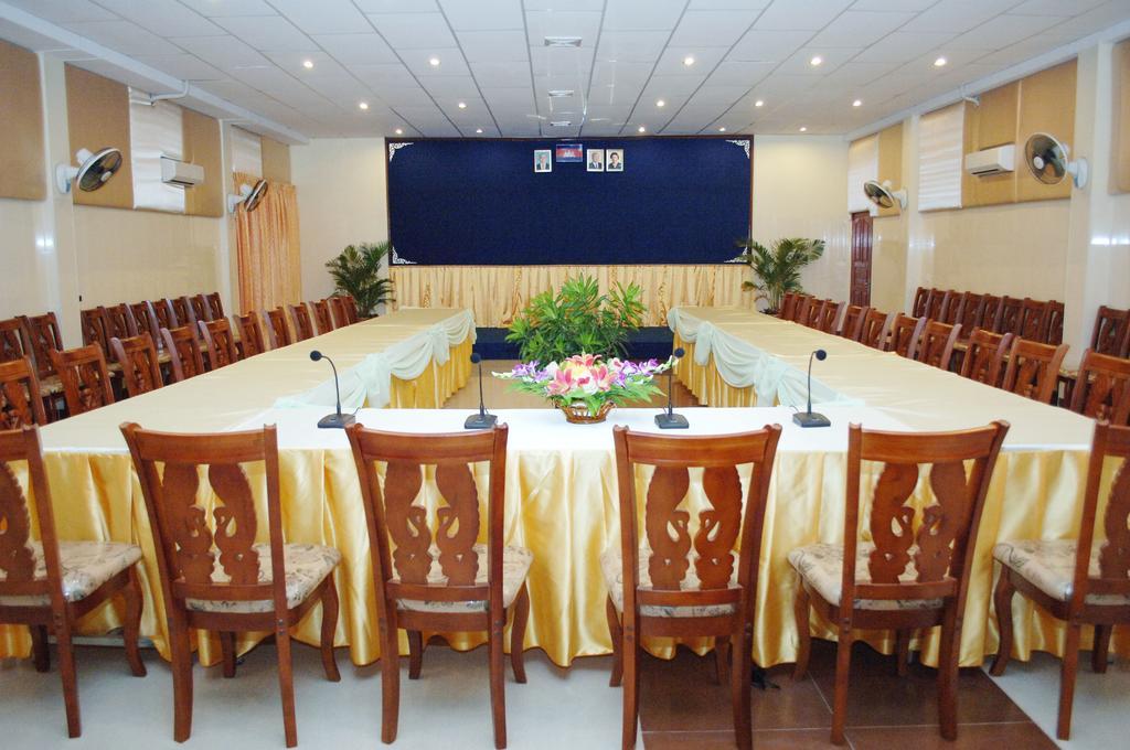 Reaksmey Battambang Hotel Стая снимка