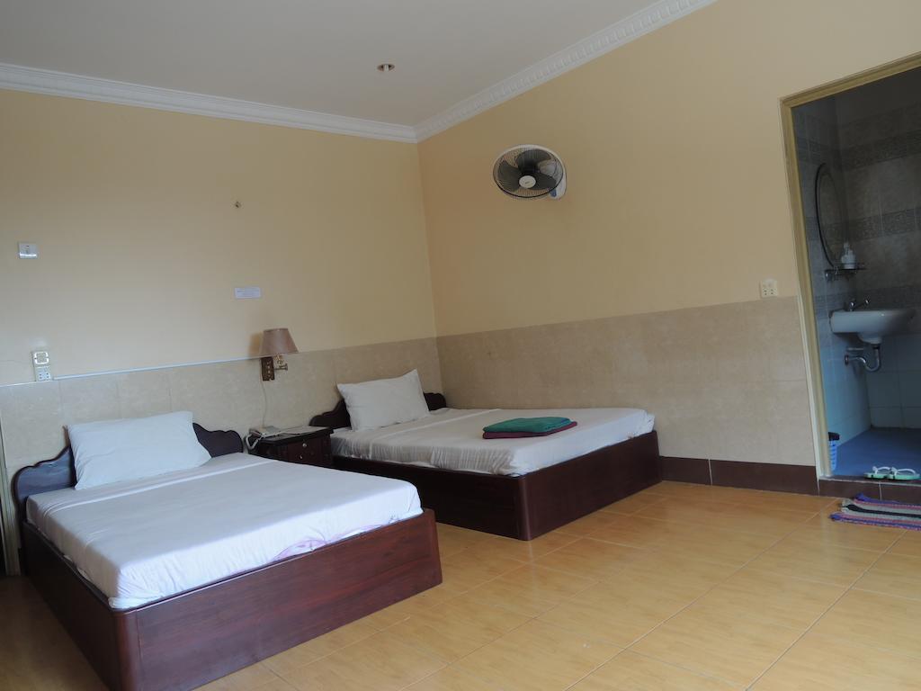 Reaksmey Battambang Hotel Стая снимка